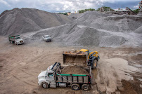 Heidelberg Materials, Aggregates - Photo 2 - Car repair in Camas, WA, Gresham