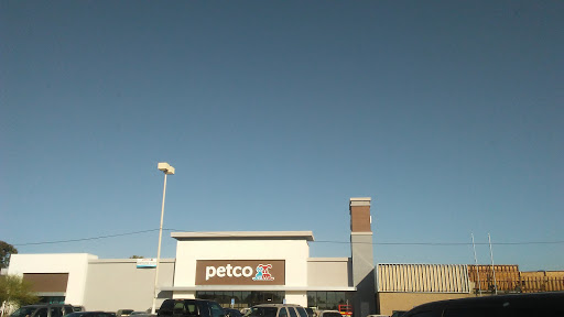 Pet Supply Store «Petco Animal Supplies», reviews and photos, 5850 Sepulveda Blvd, Van Nuys, CA 91411, USA