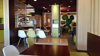 Atmosphère du Restauration rapide McDonald's à Scionzier - n°19