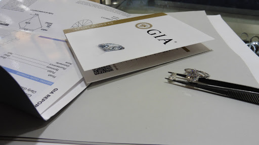 Jewelry Store «Highlands Jewelers-- Jewelery Repair», reviews and photos, 3830 Valley Centre Dr #706, San Diego, CA 92130, USA