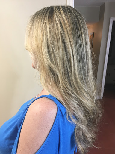 Nail Salon «Clix Hair & Nails-A Salon and Spa», reviews and photos, 105 W Chapman Rd, Oviedo, FL 32765, USA