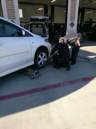 Auto Repair Shop «Christian Brothers Automotive Castle Hills», reviews and photos, 4121 TX-121, Carrollton, TX 75010, USA
