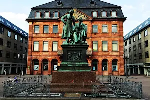 Brüder-Grimm-Denkmal image