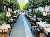 Atmosphère du Restaurant français Neuilly's à Neuilly-sur-Seine - n°16