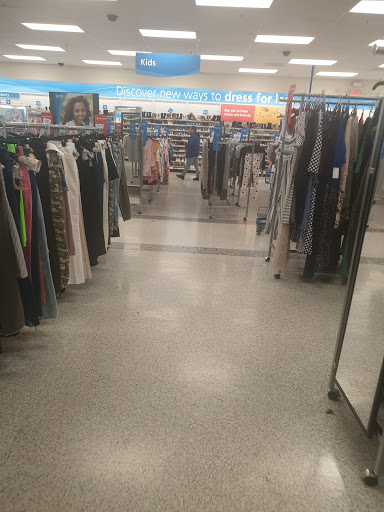 Clothing Store «Ross Dress for Less», reviews and photos, 151 N McDowell Blvd, Petaluma, CA 94954, USA