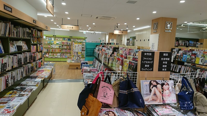 くまざわ書店 みのおキューズモール店 大阪府箕面市西宿 書店 グルコミ