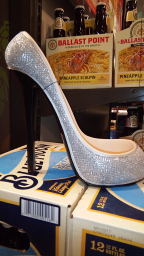 Wine Store «Total Wine & More», reviews and photos, 7925 N Blackstone Ave, Fresno, CA 93720, USA