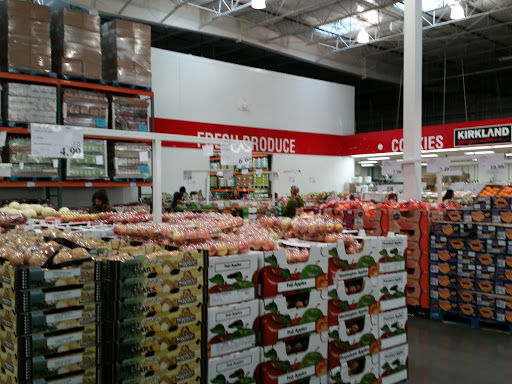 Warehouse store «Costco Wholesale», reviews and photos, 4401 4th Ave S, Seattle, WA 98134, USA