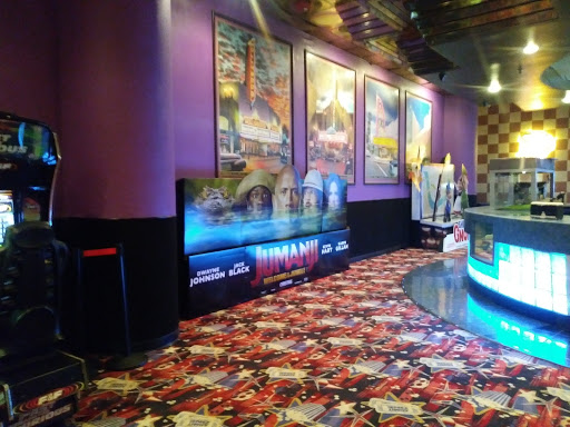 Movie Theater «Montwood Movies 7», reviews and photos, 2200 N Yarbrough Dr, El Paso, TX 79925, USA