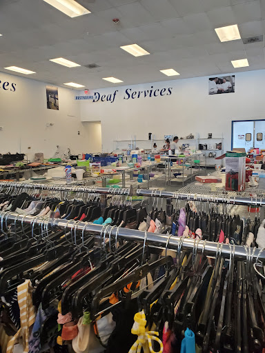 Thrift Store «Goodwill West Palm Beach/Gulfstream Super Store & Donation Center», reviews and photos, 4895 Okeechobee Blvd, West Palm Beach, FL 33417, USA