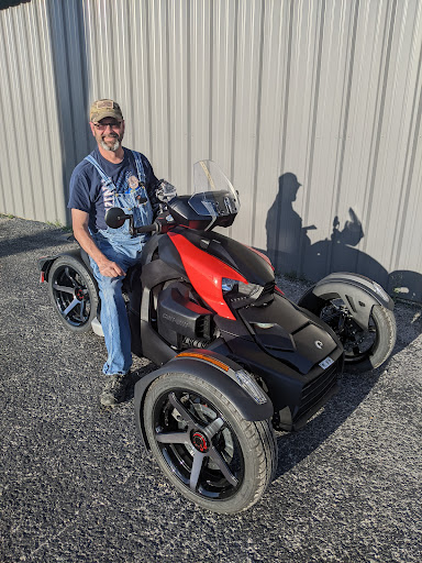 Kawasaki Motorcycle Dealer «MotoGear Warehouse Kawasaki Can-Am», reviews and photos, 1104 Madison St, Shelbyville, TN 37160, USA