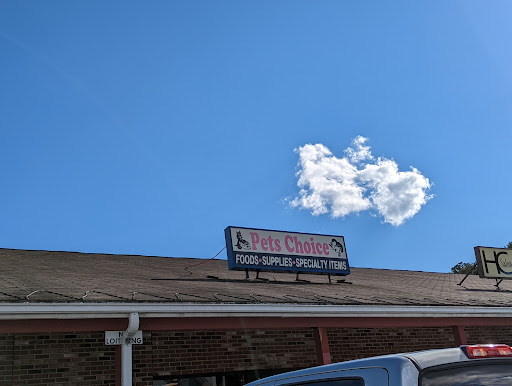 Pet Supply Store «Pets Choice», reviews and photos, 454 Daniel Webster Hwy, Merrimack, NH 03054, USA