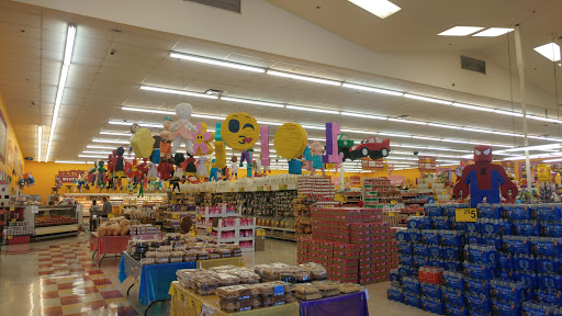 Grocery Store «Lowes Mercado», reviews and photos, 1320 S Federal Blvd, Denver, CO 80219, USA