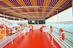 Ponnani Tourist Boat Service image
