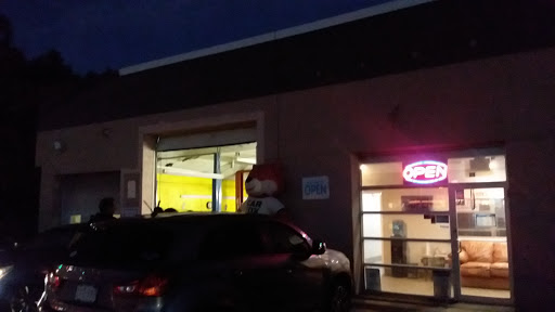 Used Car Dealer «J & A Auto Center», reviews and photos, 211 Broadway, Raynham, MA 02767, USA