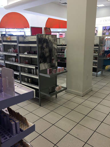 Hair Salon «Ulta Beauty», reviews and photos, 7777 Edinger Ave #130, Huntington Beach, CA 92647, USA