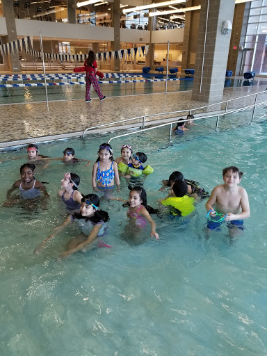 Recreation Center «Fountain View Recreation Center», reviews and photos, 910 N Gary Ave, Carol Stream, IL 60188, USA