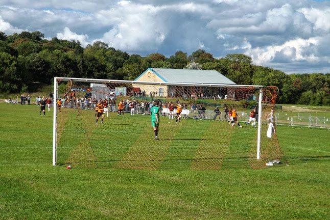 Reviews of Alexandra Park Cricket and Football Club in London - Sports Complex