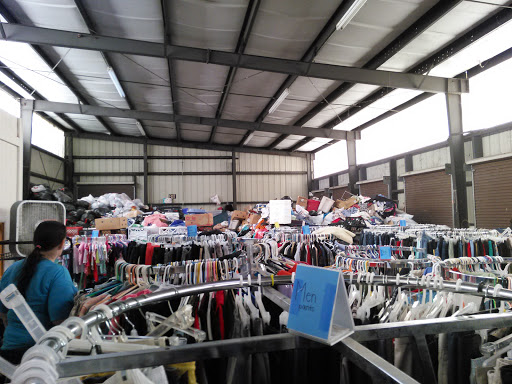 Thrift Store «Helping Hands of Polk County», reviews and photos, 1615 S Combee Rd, Lakeland, FL 33801, USA