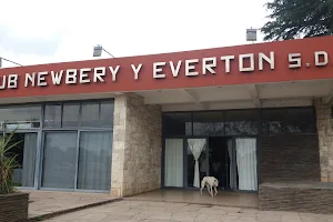 Sede Club Newbery & Everton image