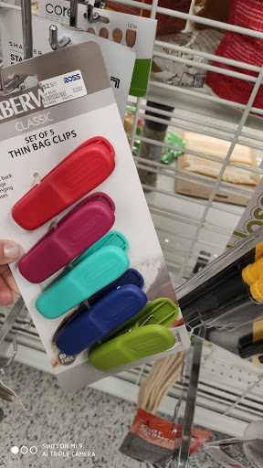 Clothing Store «Ross Dress for Less», reviews and photos, 1237 E Golf Rd, Schaumburg, IL 60173, USA