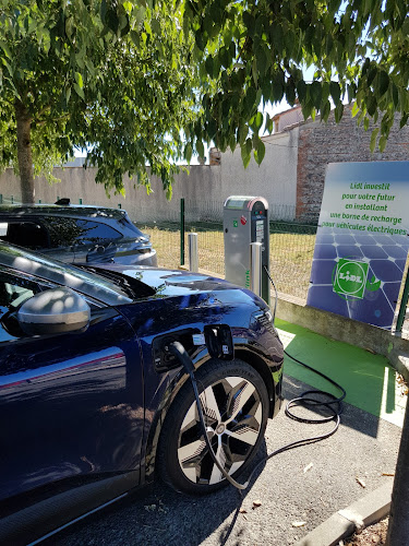 Borne de recharge de véhicules électriques Lidl Station de recharge Toulouse