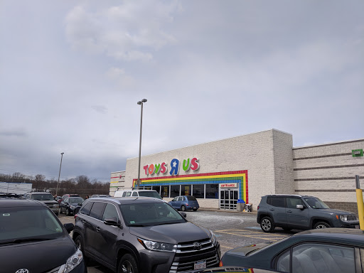 Toy Store «Toys R Us», reviews and photos, 105 Campanelli Industrial Dr, Brockton, MA 02301, USA