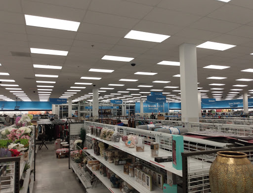 Clothing Store «Ross Dress for Less», reviews and photos, 11310 W Florissant Ave, Florissant, MO 63033, USA