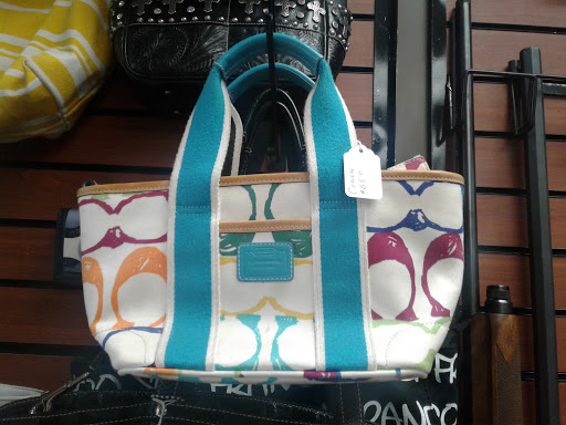 Pawn Shop «Rockwall Gold And Silver Pawn», reviews and photos, 1901 S Goliad St, Rockwall, TX 75087, USA