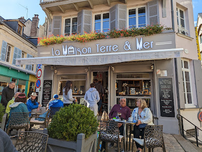 Boutique "Gribouille" à Honfleur