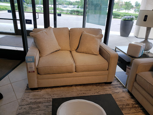 Furniture Store «La-Z-Boy Furniture Galleries», reviews and photos, 27754 Novi Rd, Novi, MI 48377, USA