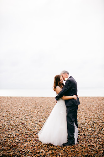 Reviews of Fazackarley Wedding Photographer in Brighton - Photography studio