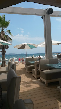 Atmosphère du Restaurant Kokonut Plage à Fréjus - n°7