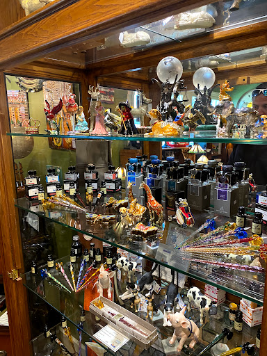 Gift Shop «Delaney Street Mercantile», reviews and photos, 905 W Main St, Lake Geneva, WI 53147, USA