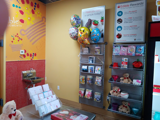 Gift Shop «Edible Arrangements», reviews and photos, 3571 S Tower Rd, Aurora, CO 80013, USA