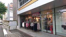 Zebra Fashion Store Uster