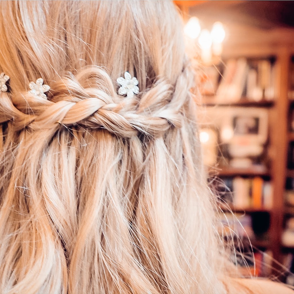 Amaryllis Hair Salon 47129