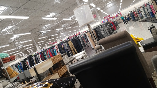 Clothing Store «Burlington Coat Factory», reviews and photos, 3671 N Freeway Blvd, Sacramento, CA 95834, USA