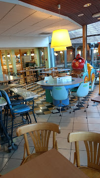 Atmosphère du Restauration rapide McDonald's Original's à Guillon-Terre-Plaine - n°16