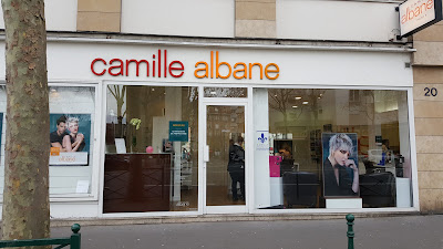 Camille Albane à Colombes