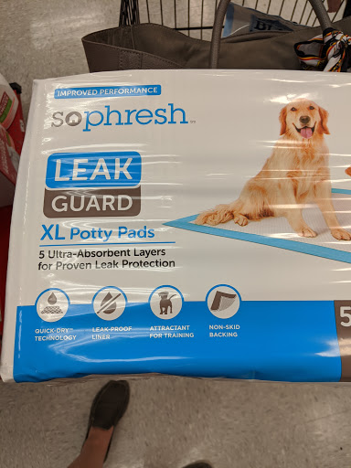 Pet Supply Store «Petco Animal Supplies», reviews and photos, 9078 SE Sunnyside Rd, Clackamas, OR 97015, USA