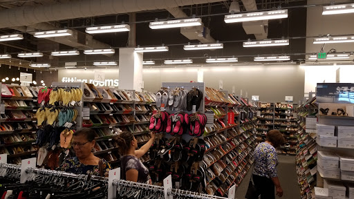Department Store «Nordstrom Rack Lakewood Center», reviews and photos, 4651 Silva St, Lakewood, CA 90712, USA