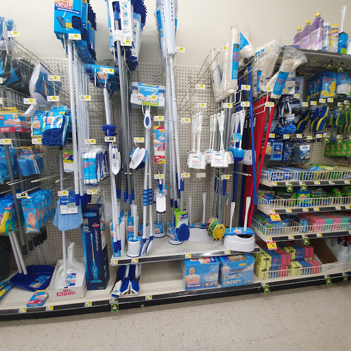 Discount Store «Dollar General», reviews and photos, 859 Nazareth Pike, Nazareth, PA 18064, USA