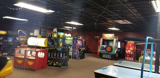 Bowling Alley «Golden Pin Lanes», reviews and photos, 1010 W Miracle Mile, Tucson, AZ 85705, USA