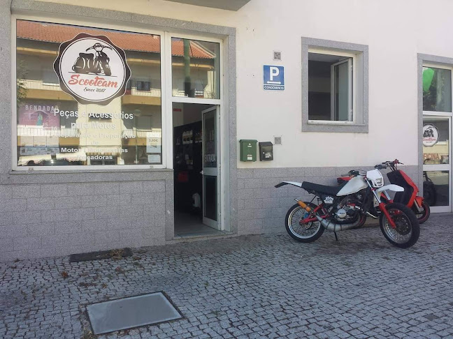 ScooTeam - Reparações, acessórios e peças motociclos - Oficina mecânica