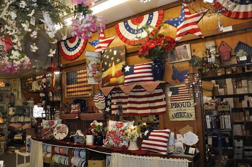 Gift Shop «Seasons Of The Heart Gift Shoppe», reviews and photos, 2115 E 67th St, Anderson, IN 46013, USA