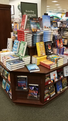 Book Store «Barnes & Noble», reviews and photos, 8117 Sudley Rd, Manassas, VA 20109, USA