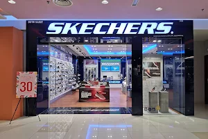 Skechers Palm Mall image