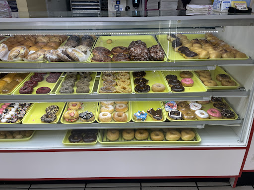 Donut Shop «Park Place Donuts», reviews and photos, 4515 Matlock Rd # 115, Arlington, TX 76018, USA