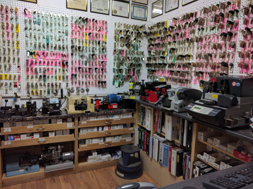 Locksmith «A-MAX Security Solutions, Inc.», reviews and photos, 9050 SW Barbur Blvd, Portland, OR 97219, USA